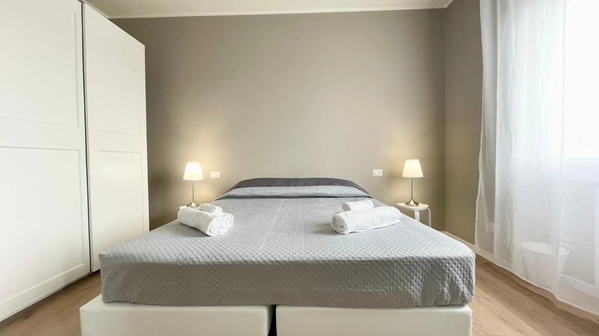 Design District Apartment - Milano Navigli 0*, Milan