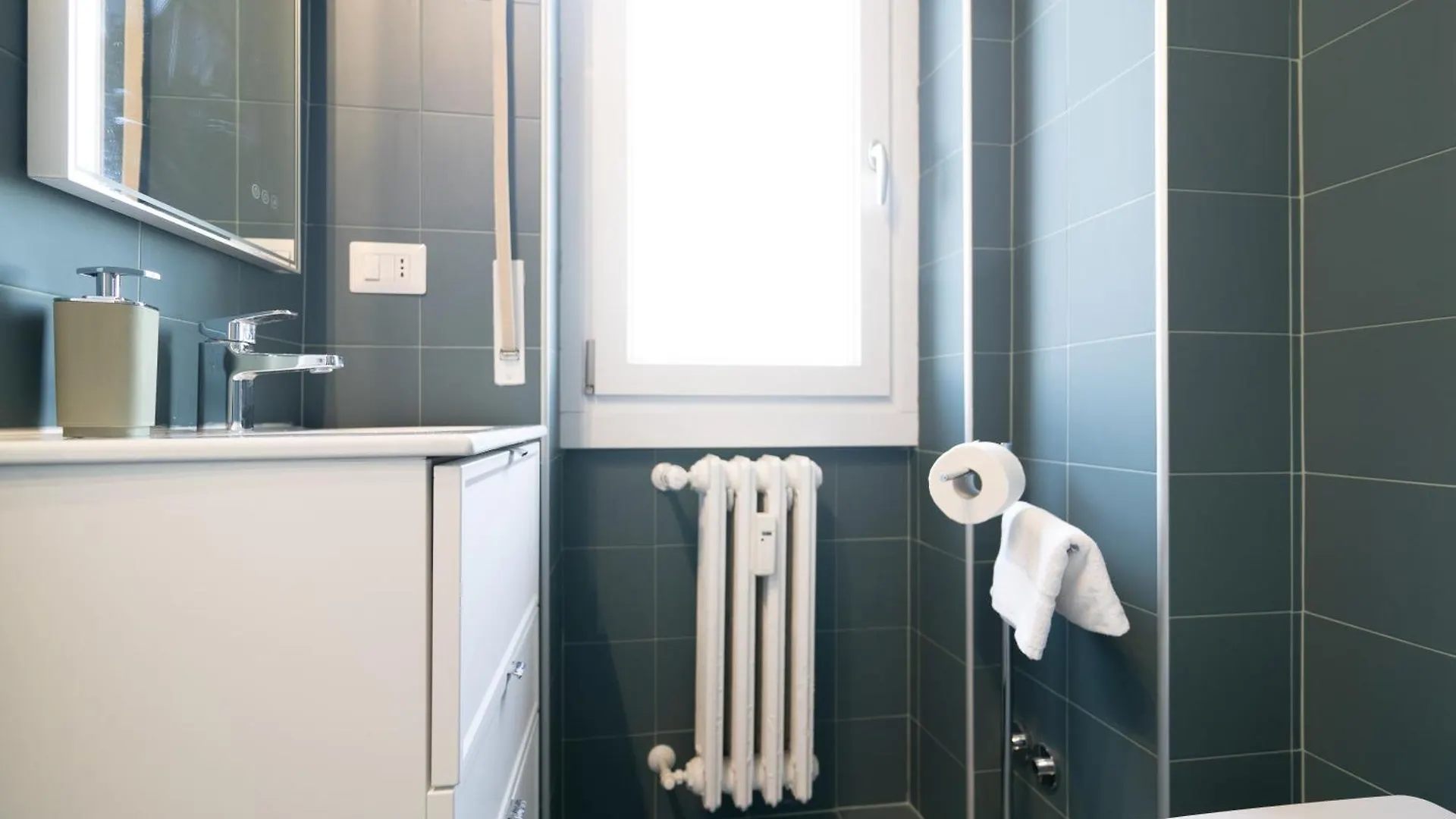 Design District Apartment - Milano Navigli 0*, Milan