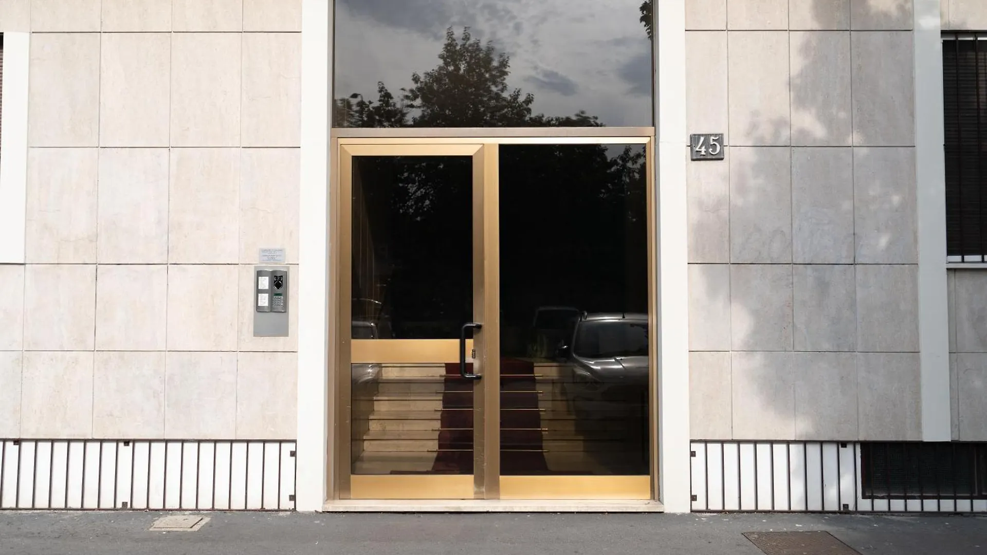 Design District Apartment - Milano Navigli 0*, Milan Italy